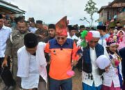 Berkunjung ke Desa Tepal, Bupati : 12,6 km Jalan ke Tepal Sedang Dikerjakan