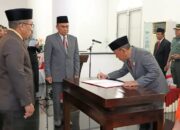 48 Pejabat Administrator dan Pengawas Pemda KSB Dilantik Bupati