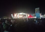 Grup Band Kotak & Dmasiv Pukau Penonton MXGP Samota 