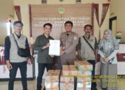 121 Ekor Burung Tangkapan Karantina Pertanian Sumbawa Dilepasliarkan di Lebo Taliwang