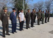 Dandim 1607/Sumbawa Pimpin Upacara Ziarah dan Tabur Bunga dalam Rangka HUT TNI ke-78 Tahun 2023