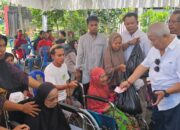 Jelang Tutup Tahun, Rachmat Hidayat bagikan puluhan Kursi Roda untuk Orang Tua Jompo di Lombok Tengah