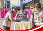 Kapolres Sumbawa Pimpin Serah Terima Jabatan Pejabat Utama dan Kapolsek