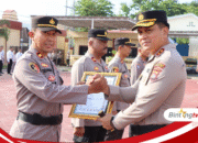 Upacara Hari Kesadaran Nasional, Kapolres Beri Penghargaan Personel Berprestasi