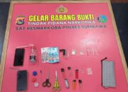 Gerebek Kamar Kos di Labuhan Badas, Sat Resnarkoba Polres Sumbawa Amankan 3 Terduga dan 5,20 Gram Sabu