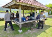 Polsek Sekongkang Intensifkan Patroli Dialogis di Destinasi Wisata, Jaga Keamanan Pasca Lebaran 1447 H