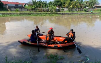 Balita 4 Tahun di Praya Hilang Diduga Hanyut di Selokan, Tim SAR Lakukan Pencarian