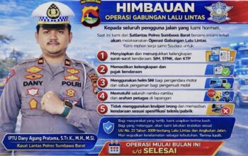 Satuan Lalu Lintas Polres Sumbawa Barat Kembali Mengelar Operasi Gabungan Lalu Lintas di Himbau Kepada masyarakat agar melengkapi surat-surat kendaraan dan mematuhi aturan berlalu lintas