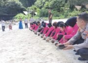 Dorong Pelestarian Penyu dan Ekosistem Pesisir, Bhayangkari Polda NTB Lepas Tukik di Pantai Sekongkang