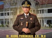 Keluarga besar Kejaksaan Negeri Sumbawa Barat mengucapkan selamat kepada Dr. Agung Pamungkas, S.H., M.H, atas diraihnya gelar Doktor Study Hukum di Universitas Lambung Mangkurat di Banjarmasin.